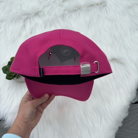 Canada Goose Logo Baseball Hat - Picture 4 of 4